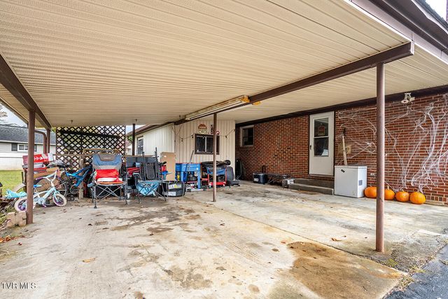 200 Fairacres Drive, Bristol, TN 37620