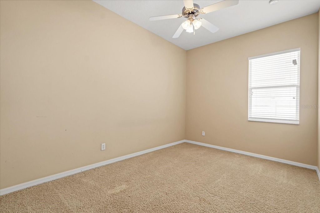 Image 13 of property listing at 14749 BRUNSWOOD WAY, Orlando, FL 32824