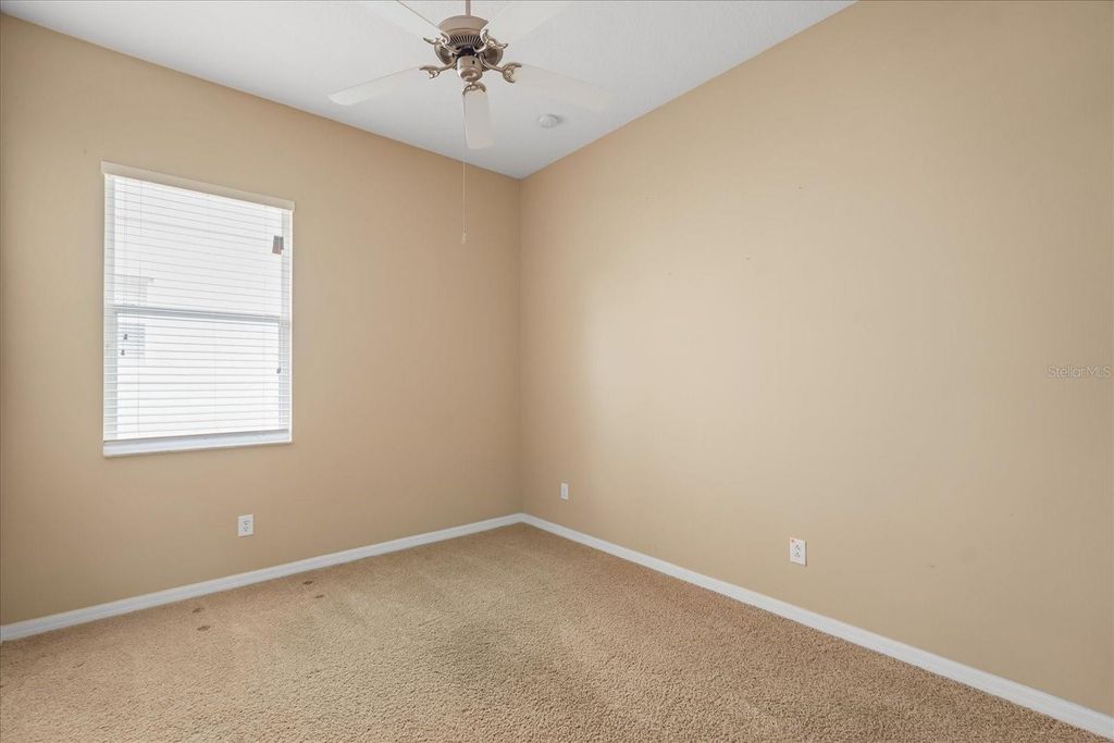 Image 14 of property listing at 14749 BRUNSWOOD WAY, Orlando, FL 32824