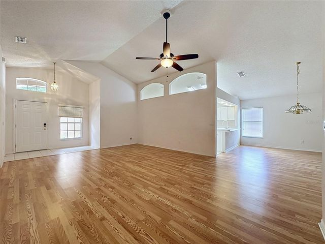 3675 EVERSHOLT STREET, Clermont, FL 34711