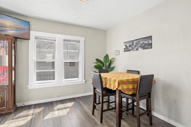 2640 Sheridan Avenue N, Minneapolis, MN 55411