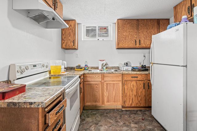 2640 Sheridan Avenue N, Minneapolis, MN 55411