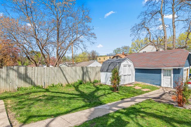 2640 Sheridan Avenue N, Minneapolis, MN 55411