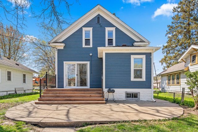 2640 Sheridan Avenue N, Minneapolis, MN 55411