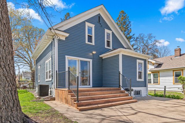 2640 Sheridan Avenue N, Minneapolis, MN 55411