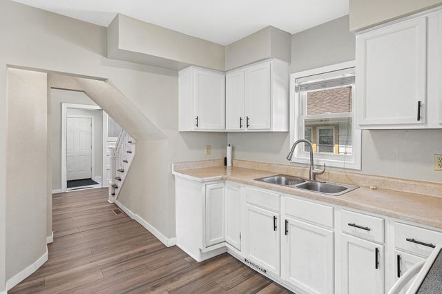2640 Sheridan Avenue N, Minneapolis, MN 55411