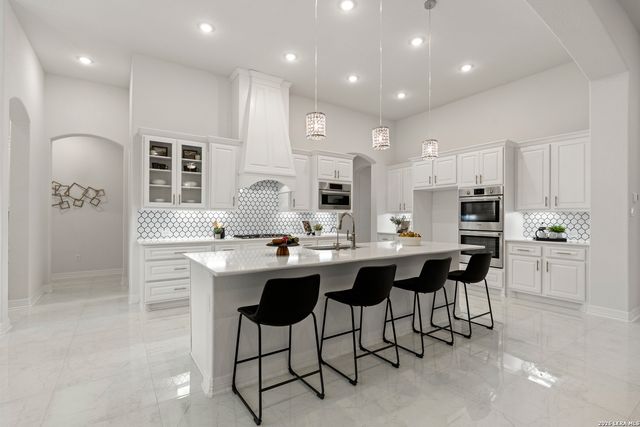 4051 Wood Crk, San Antonio, TX 78257