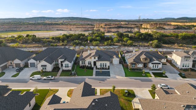 4051 Wood Crk, San Antonio, TX 78257