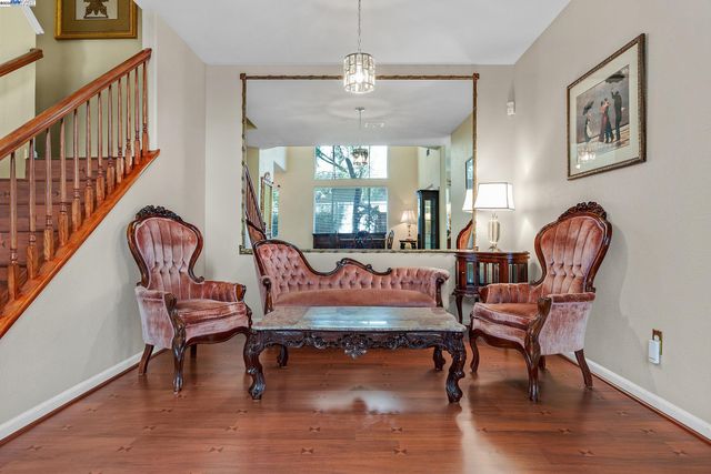 15 Creekside Dr, San Ramon, CA 94583