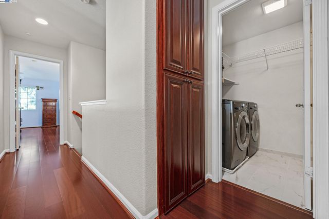 15 Creekside Dr, San Ramon, CA 94583