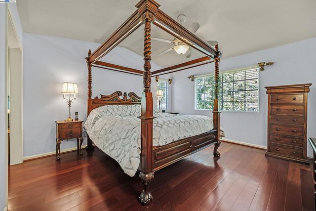 15 Creekside Dr, San Ramon, CA 94583