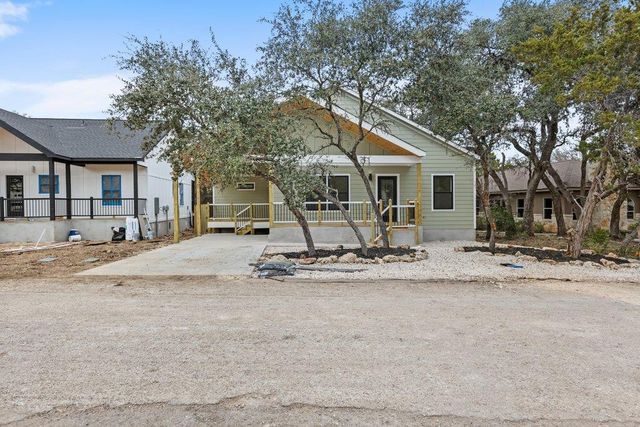 30 Wood Glen DR, Wimberley, TX 78676