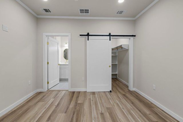 30 Wood Glen DR, Wimberley, TX 78676