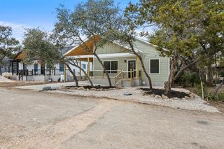 30 Wood Glen DR, Wimberley, TX 78676