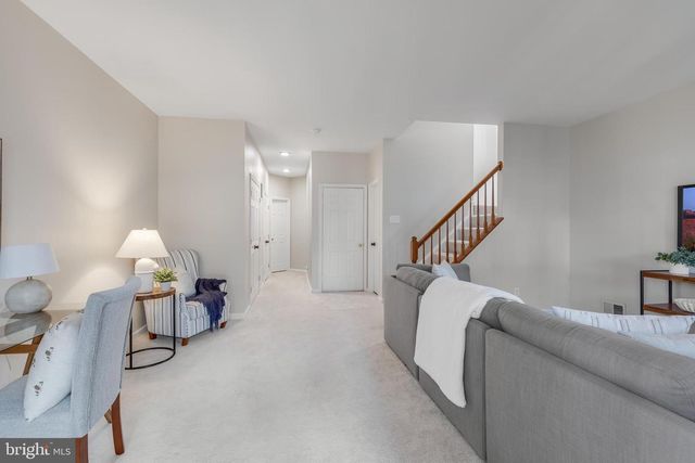 2526 JAMES MONROE CIR, Herndon, VA 20171