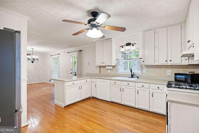 12 Indian Lake Court, Hiram, GA 30141