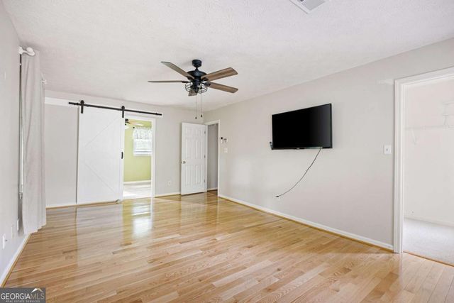 12 Indian Lake Court, Hiram, GA 30141