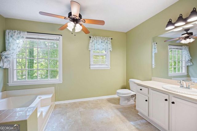 12 Indian Lake Court, Hiram, GA 30141