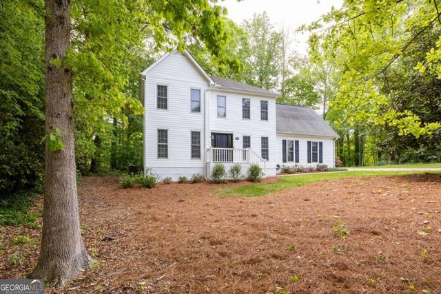 12 Indian Lake Court, Hiram, GA 30141
