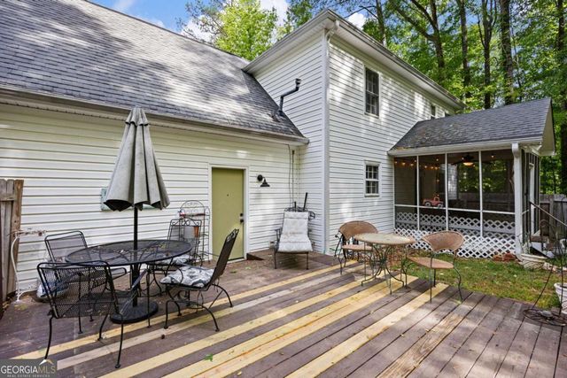 12 Indian Lake Court, Hiram, GA 30141