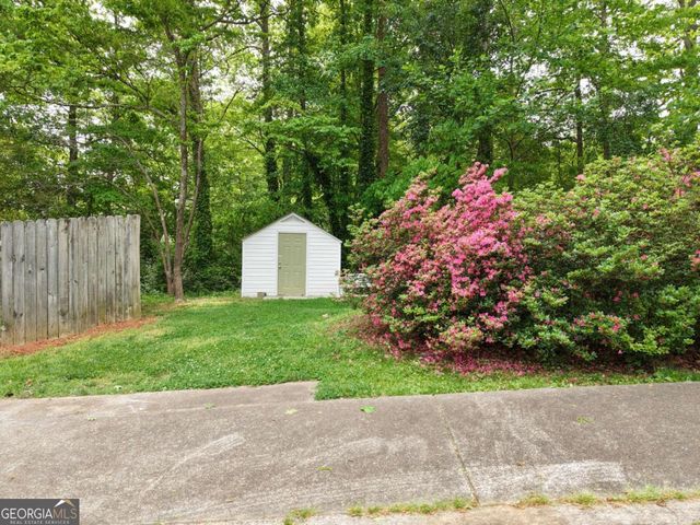 12 Indian Lake Court, Hiram, GA 30141