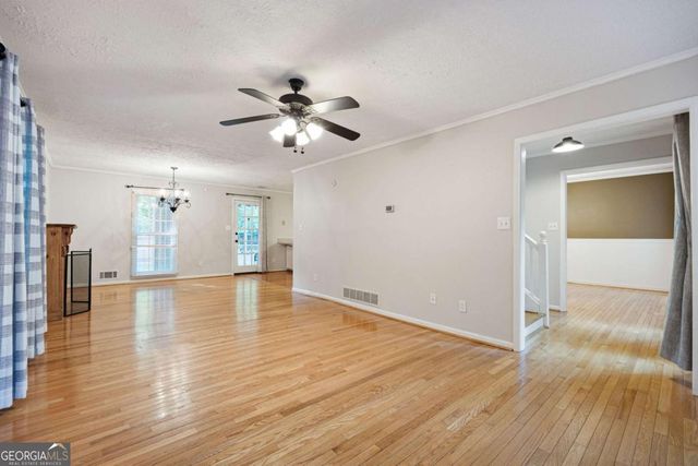 12 Indian Lake Court, Hiram, GA 30141