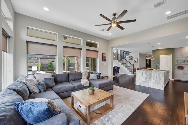 108 Castlegate Lane, Houston, TX 77065