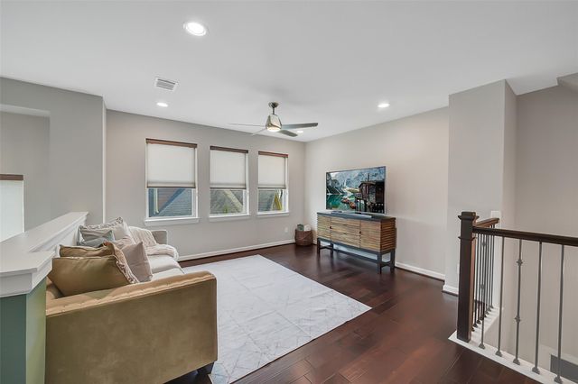 108 Castlegate Lane, Houston, TX 77065