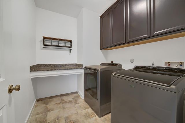 108 Castlegate Lane, Houston, TX 77065