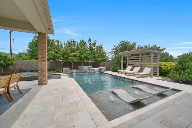 108 Castlegate Lane, Houston, TX 77065