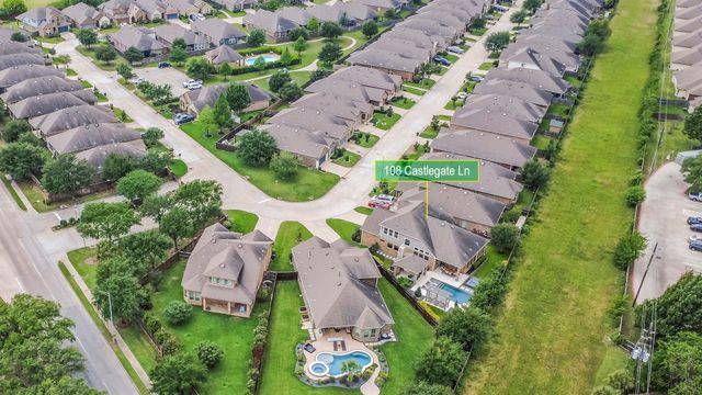 108 Castlegate Lane, Houston, TX 77065