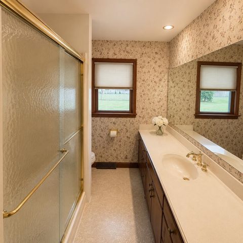2938 Noreen Drive, Bay City, MI 48706
