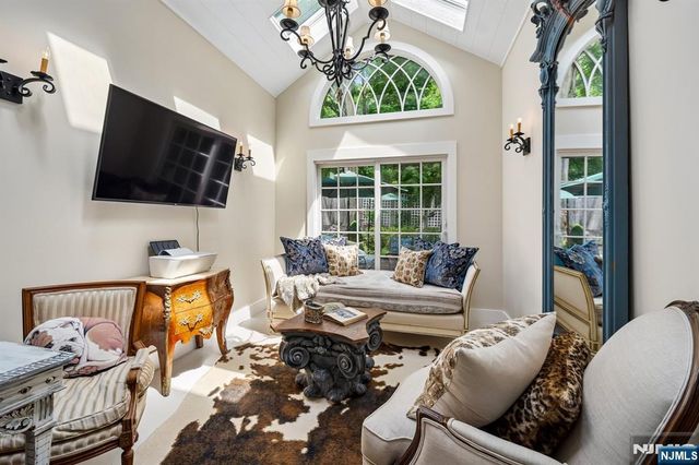 40 Edgewood Avenue, West Orange, NJ 07052