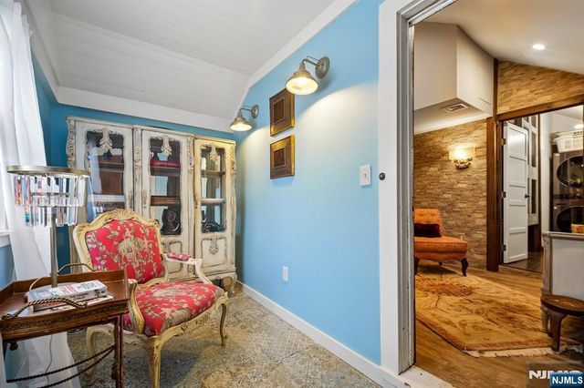 40 Edgewood Avenue, West Orange, NJ 07052