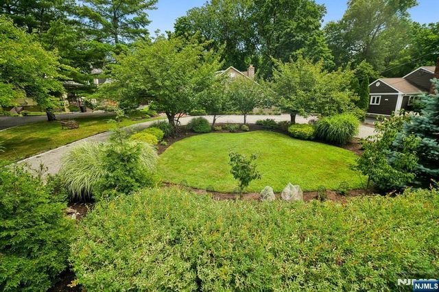 40 Edgewood Avenue, West Orange, NJ 07052