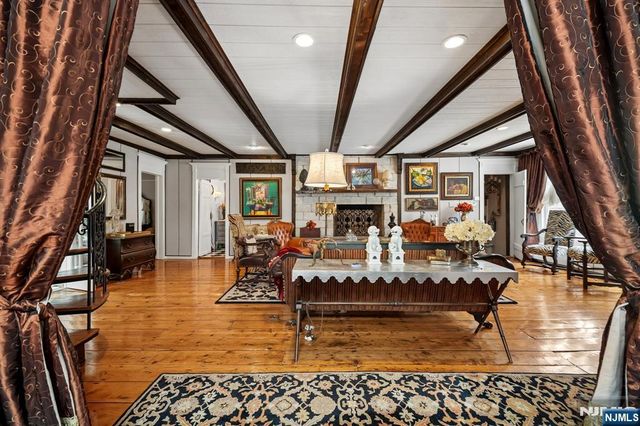 40 Edgewood Avenue, West Orange, NJ 07052
