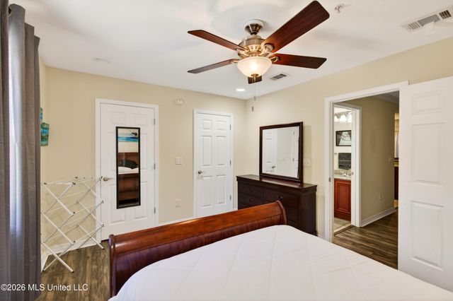 1282 Beach Boulevard, 214, Biloxi, MS 39530