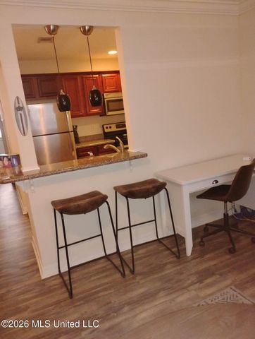 1282 Beach Boulevard, 214, Biloxi, MS 39530