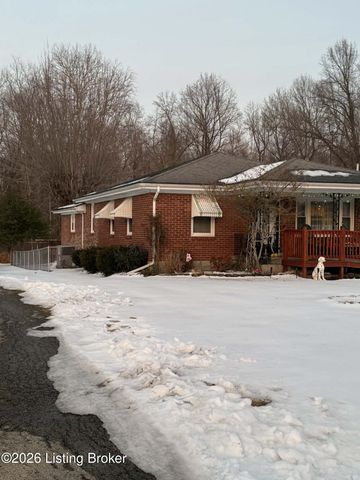 10711 Alberta Dr, Fairdale, KY 40118