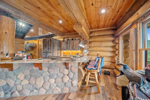 4769 Jones Cove Road, Cosby, TN 37722