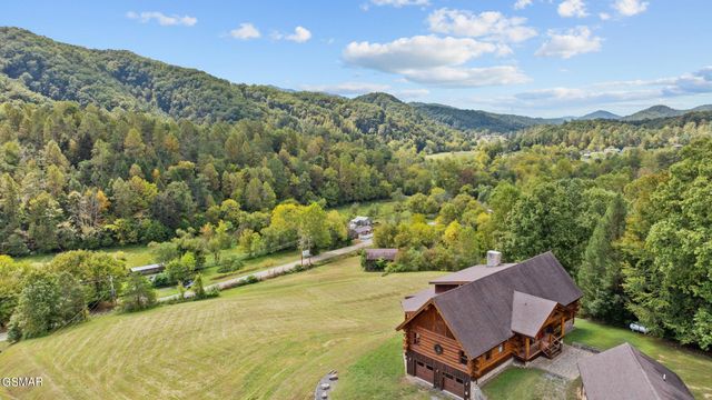 4769 Jones Cove Road, Cosby, TN 37722