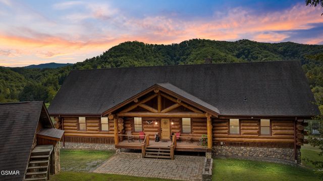 4769 Jones Cove Road, Cosby, TN 37722