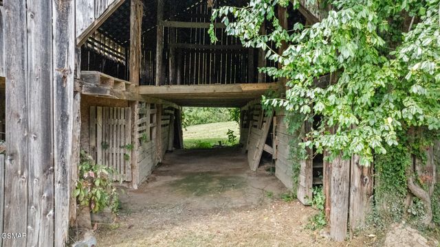 4769 Jones Cove Road, Cosby, TN 37722