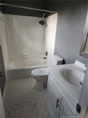 5206 Remington Road, Fayetteville, NC 28311