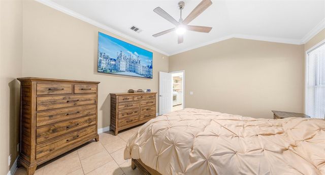 212 Lakemont DR, Hutto, TX 78634