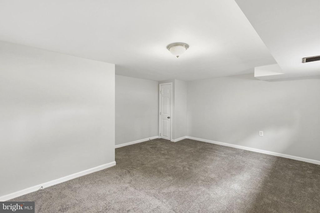 Image 17 of property listing at 1107 MARLYN AVE N, Baltimore, MD 21221