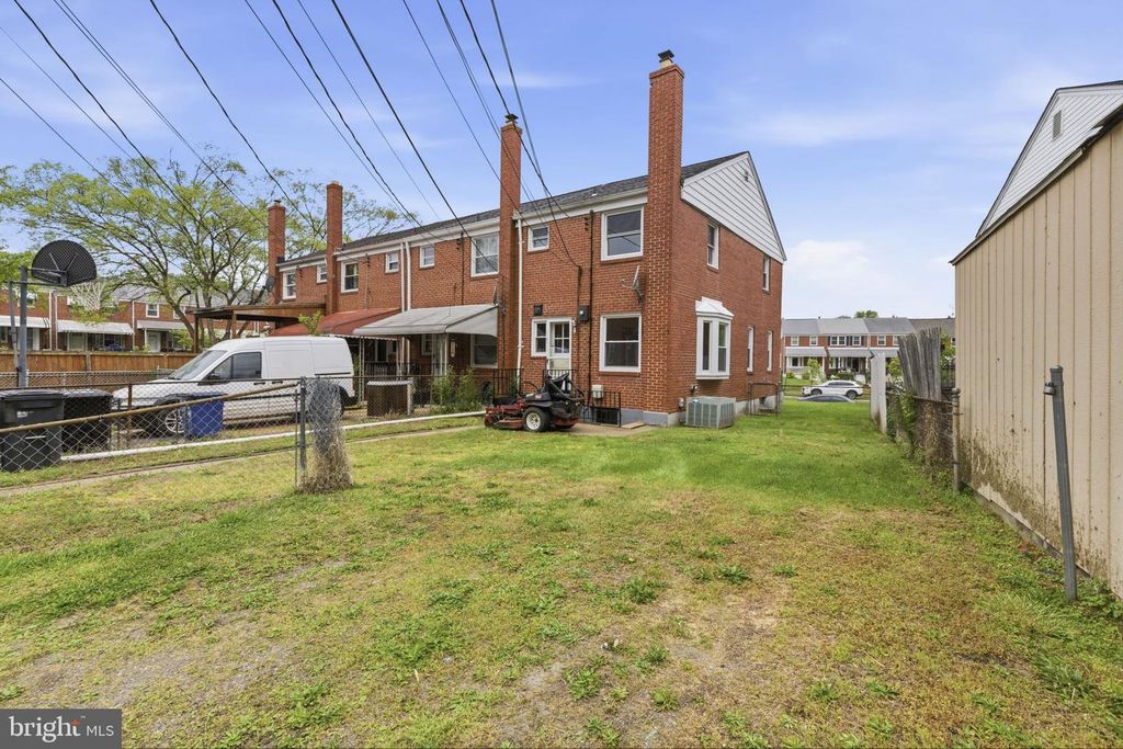 Image 20 of property listing at 1107 MARLYN AVE N, Baltimore, MD 21221