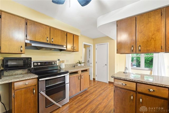 2439 Mayfair Road, Dayton, OH 45405