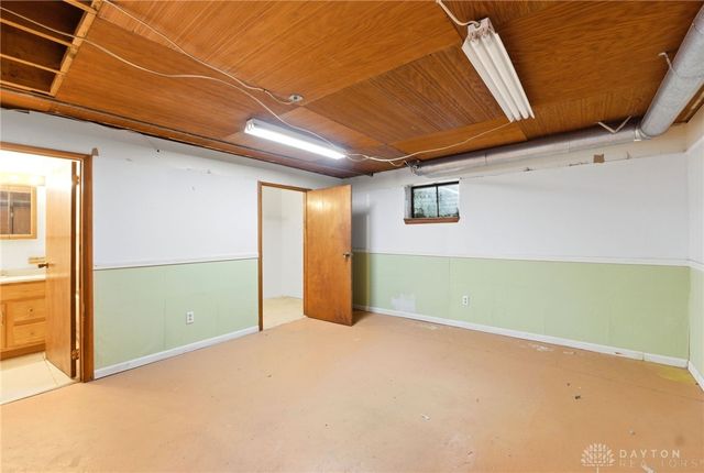 2439 Mayfair Road, Dayton, OH 45405