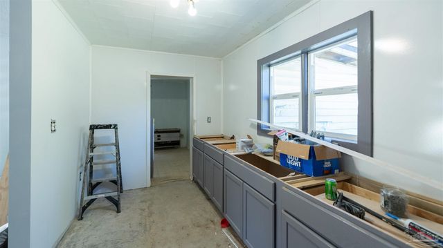 30 Howard Dr, Pensacola, FL 32503